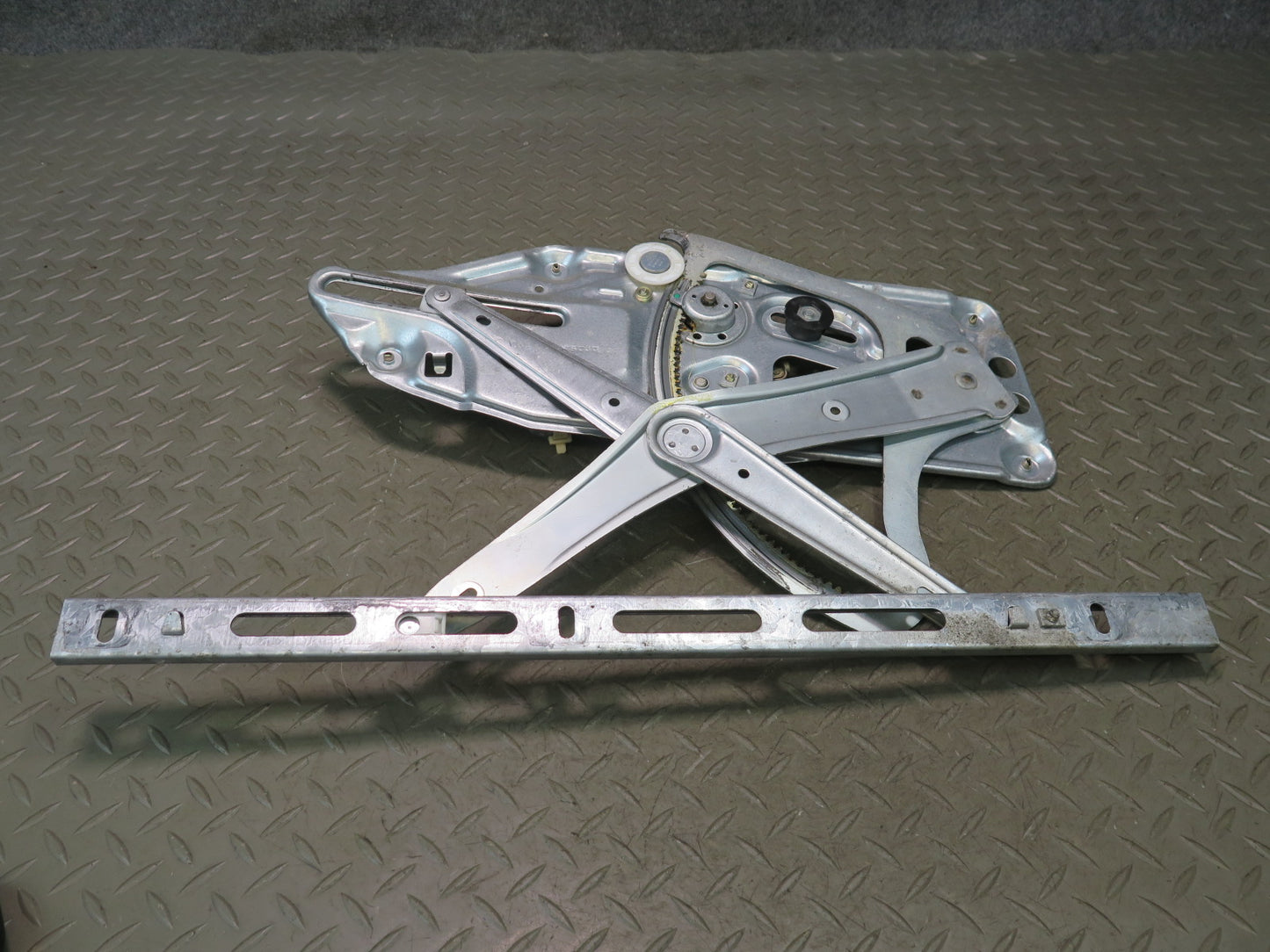94-99 Mercedes W140 S320 S420 S500 Front Left Door Window Regulator w Motor OEM