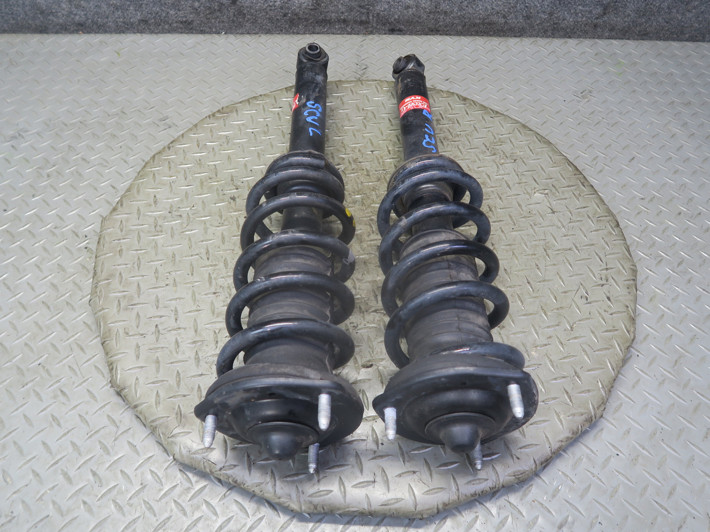 97-00 Lexus UZZ30L SC400 RWD Set of 2 Front Left Right Strut Shock Absorber KYB