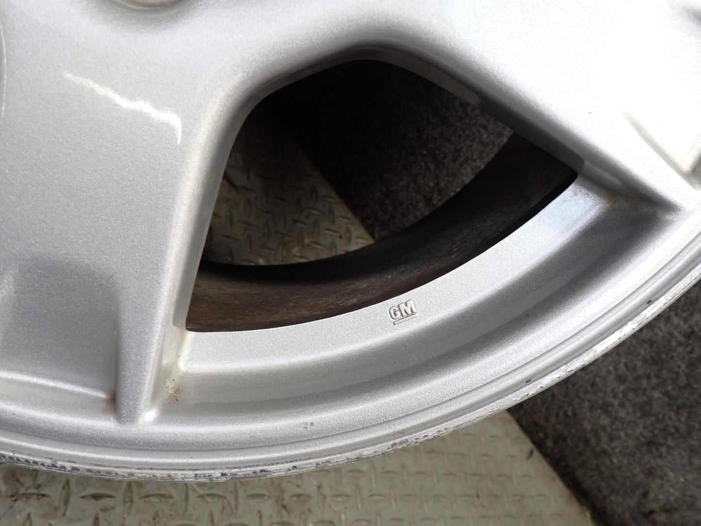 97-99 Chevrolet Corvette C5 Rear R18" Alloy Wheel Rim 18x9.5 ET61 OEM
