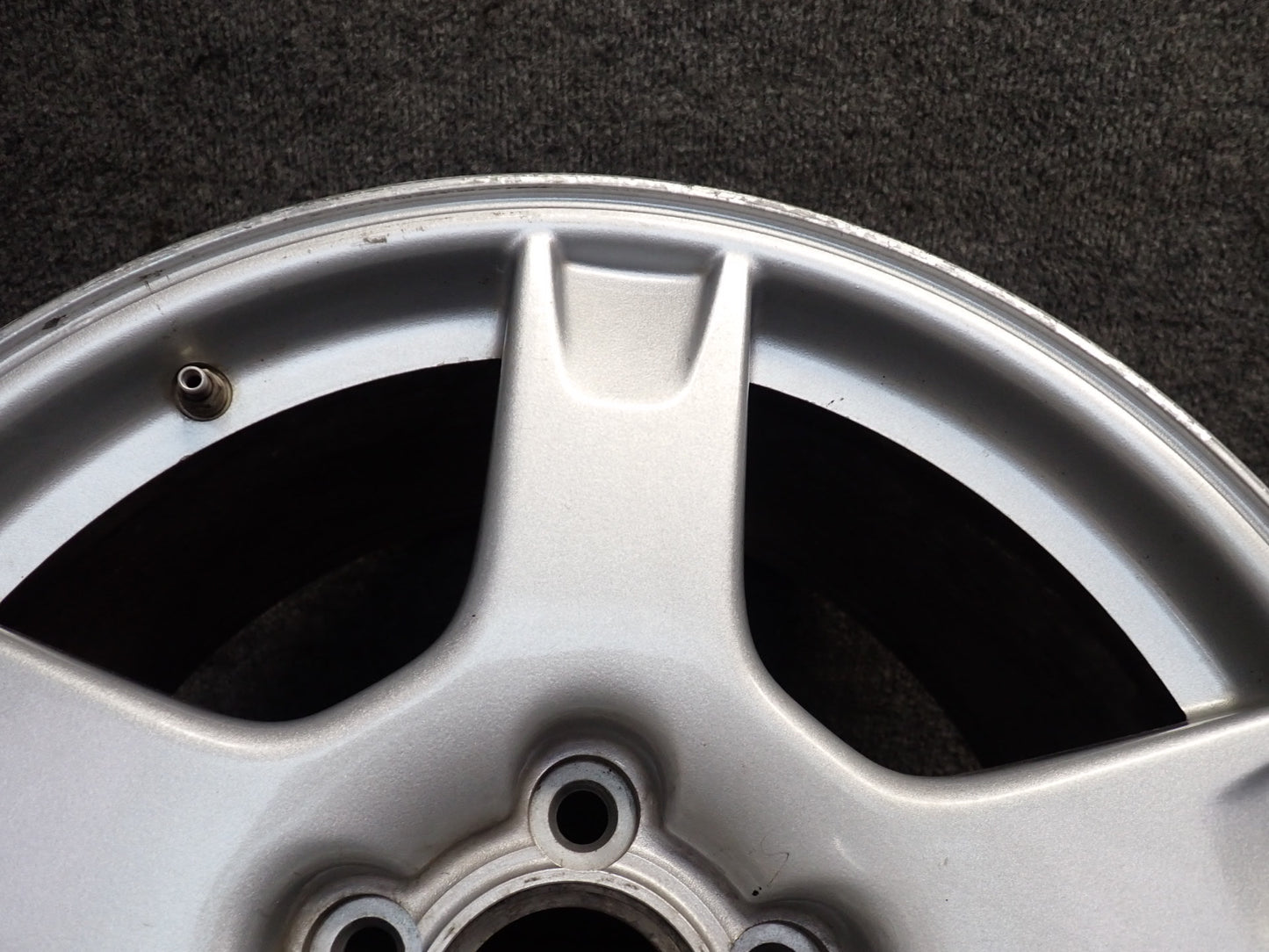 97-99 Chevrolet Corvette C5 Rear R18" Alloy Wheel Rim 18x9.5 ET61 OEM