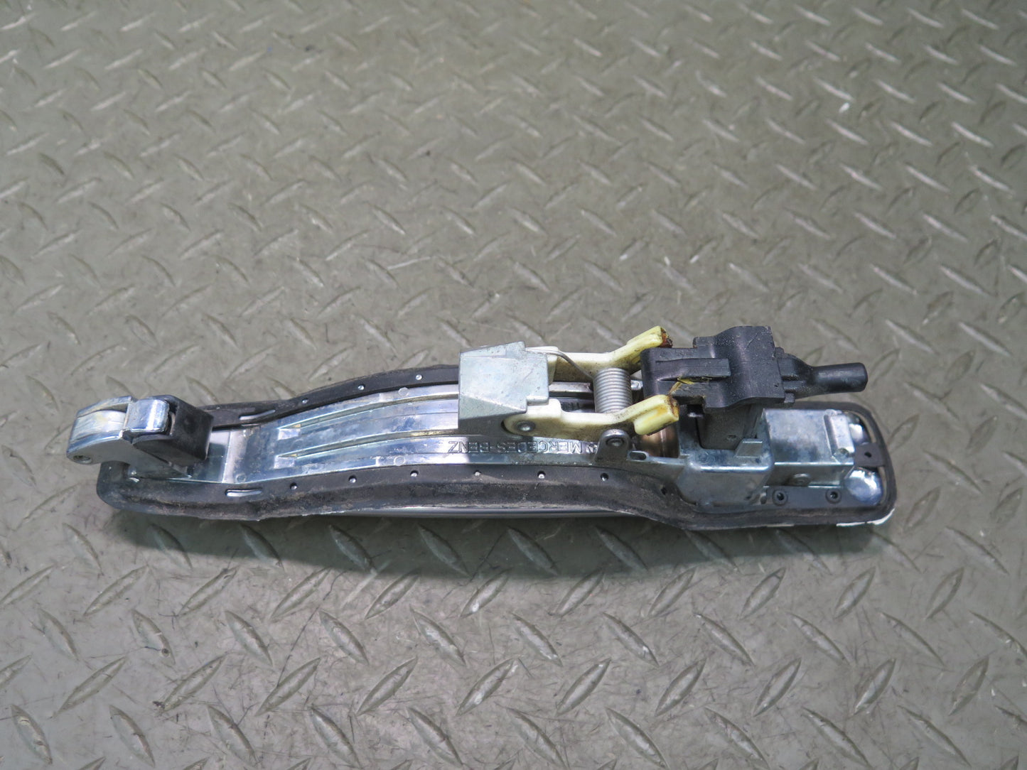 94-99 Mercedes W140 S420 S500 Rear Left Door Exterior Handle OEM