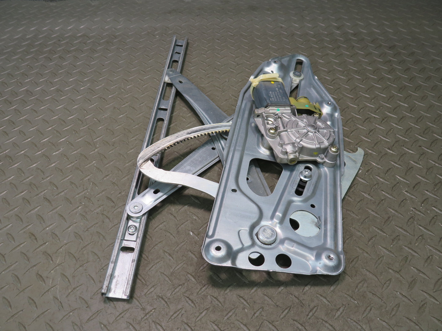 94-99 Mercedes W140 S420 S500 Front Right Door Window Regulator w Motor OEM