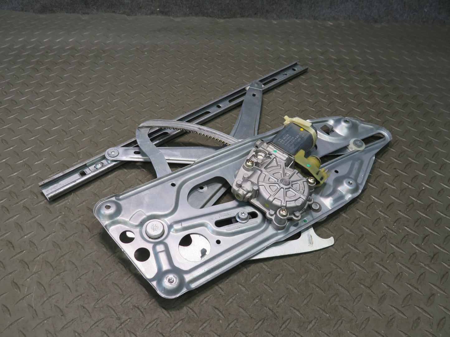 94-99 Mercedes W140 S420 S500 Front Right Door Window Regulator w Motor OEM