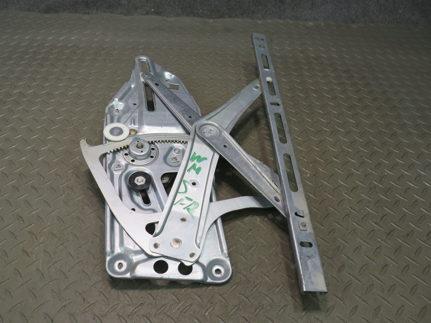 94-99 Mercedes W140 S420 S500 Front Right Door Window Regulator w Motor OEM