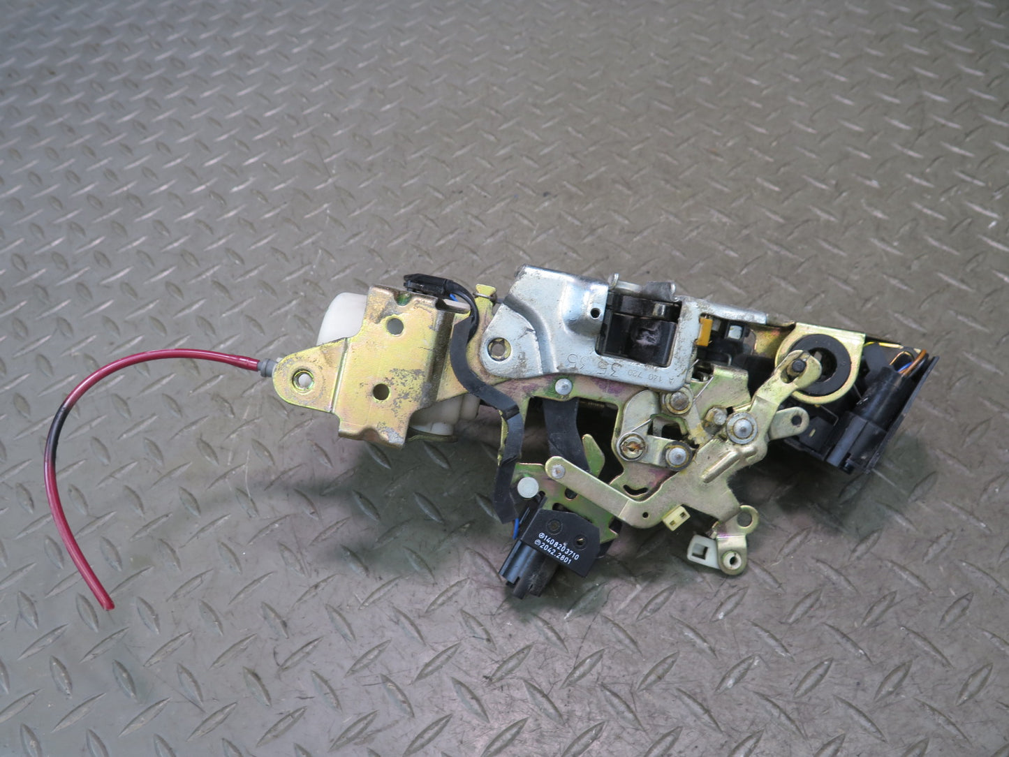 94-99 Mercedes W140 S420 S500 Front Left Door Lock Latch Actuator OEM
