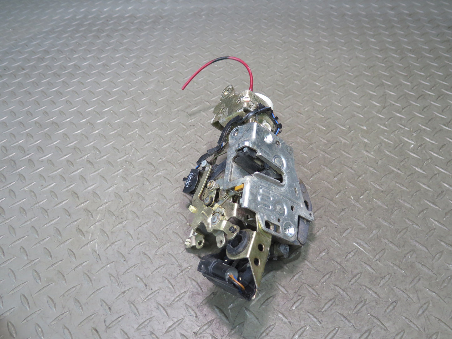 94-99 Mercedes W140 S420 S500 Front Left Door Lock Latch Actuator OEM