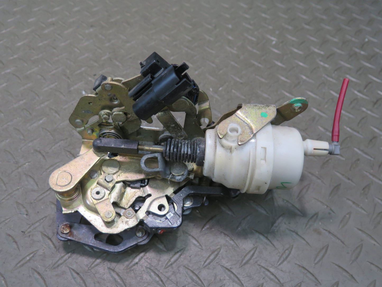 94-99 Mercedes W140 S420 S500 Rear Right Door Lock Latch Actuator 1408204210 OEM
