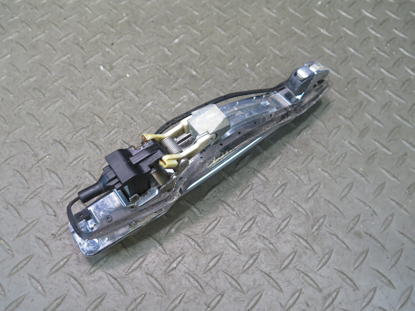94-99 Mercedes W140 Rear Right Door Exterior Handle OEM