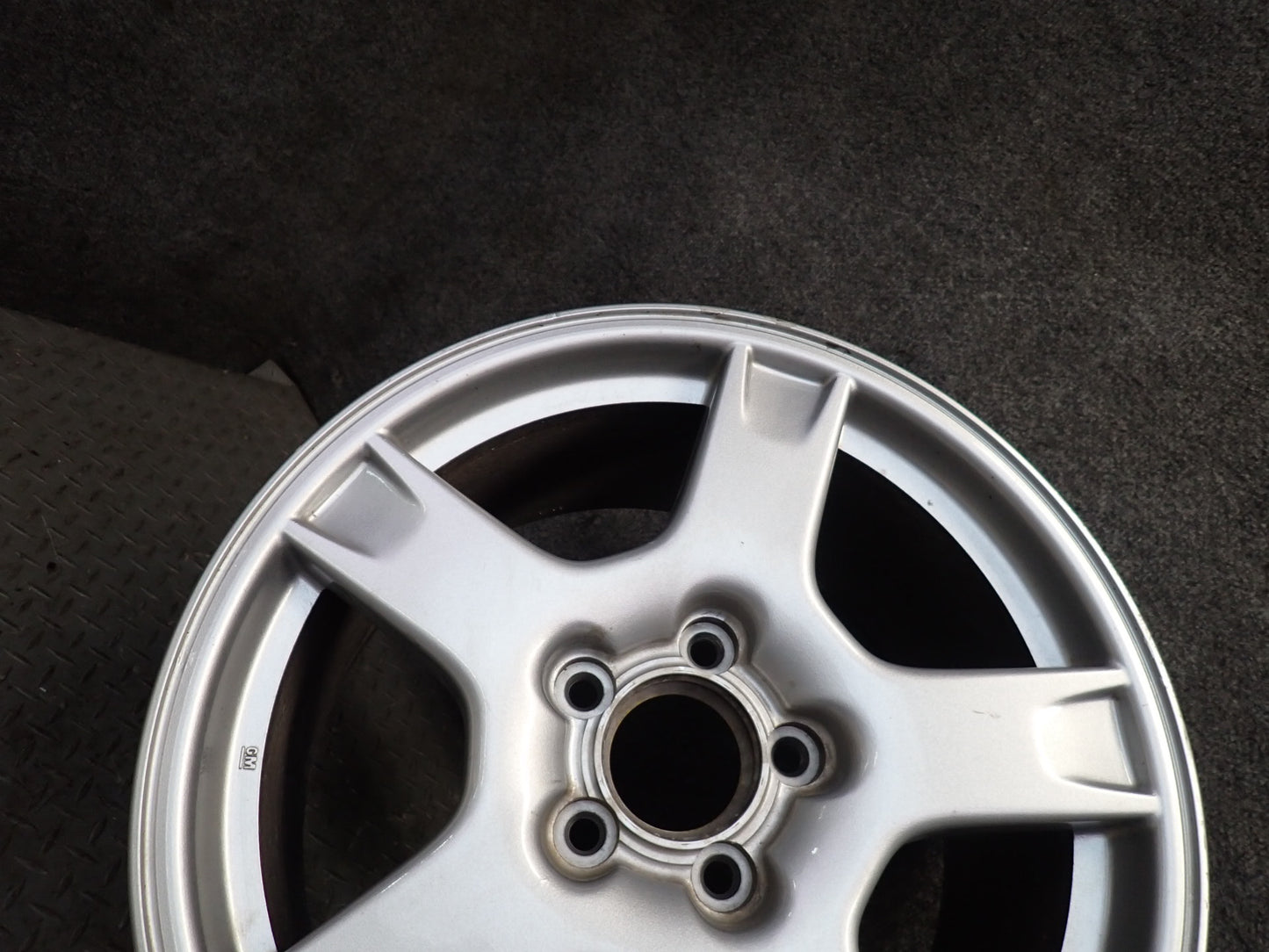 97-99 Chevrolet Corvette C5 Rear R18" Alloy Wheel Rim 18x9.5 ET61 OEM