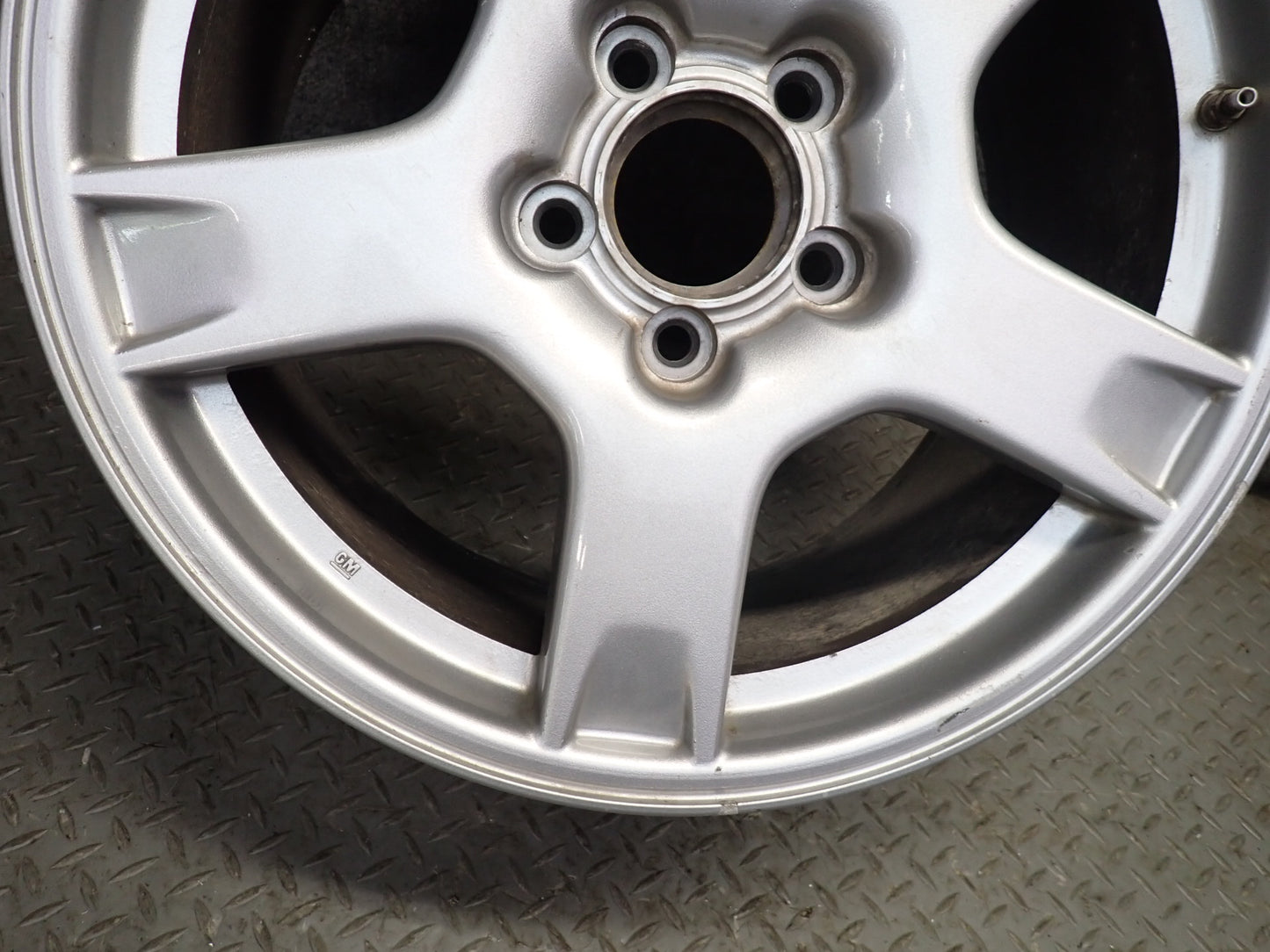 97-99 Chevrolet Corvette C5 Rear R18" Alloy Wheel Rim 18x9.5 ET61 OEM