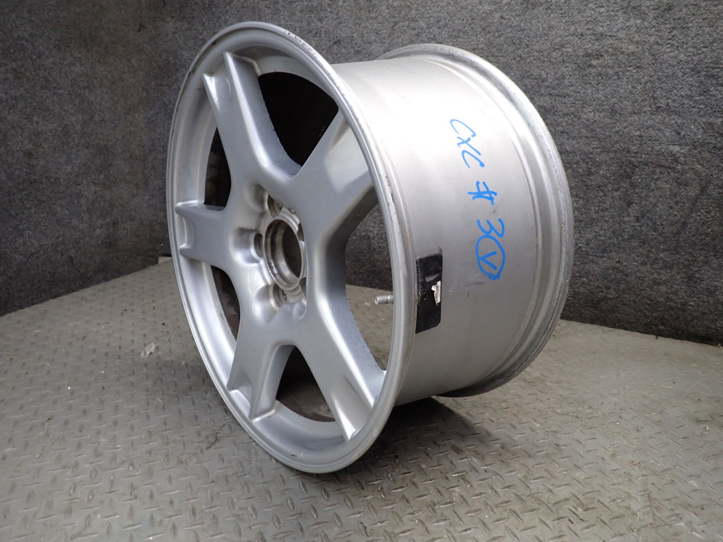 97-99 Chevrolet Corvette C5 Rear R18" Alloy Wheel Rim 18x9.5 ET61 OEM