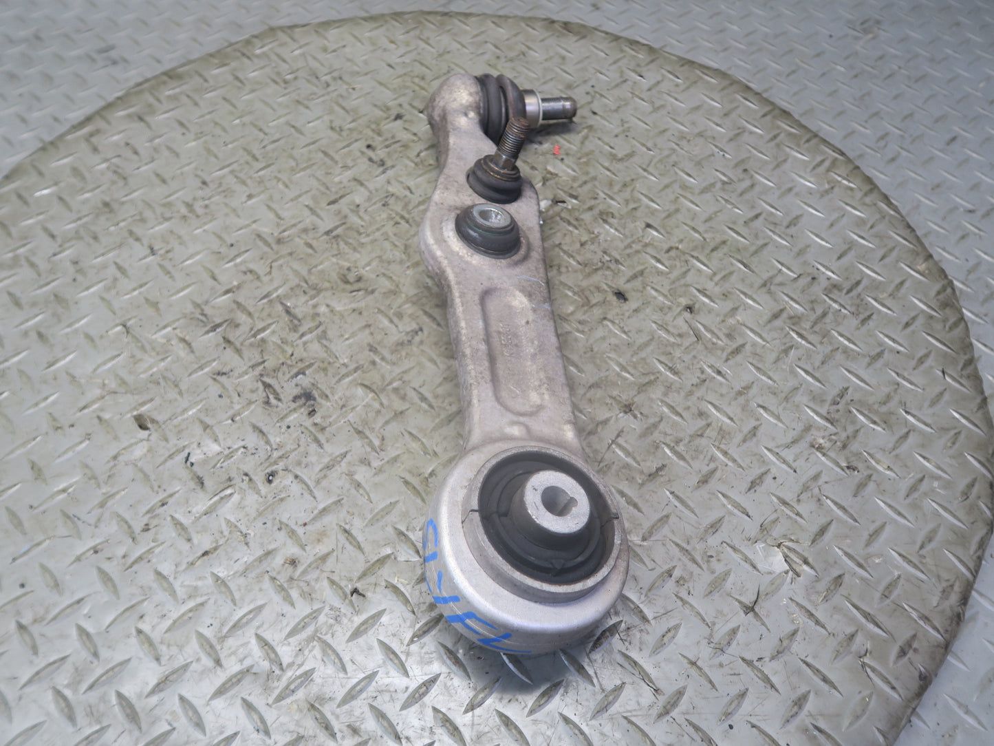 13-20 Mercedes R231 SL550 RWD Front Left Suspension Lower Control Arm Set OEM