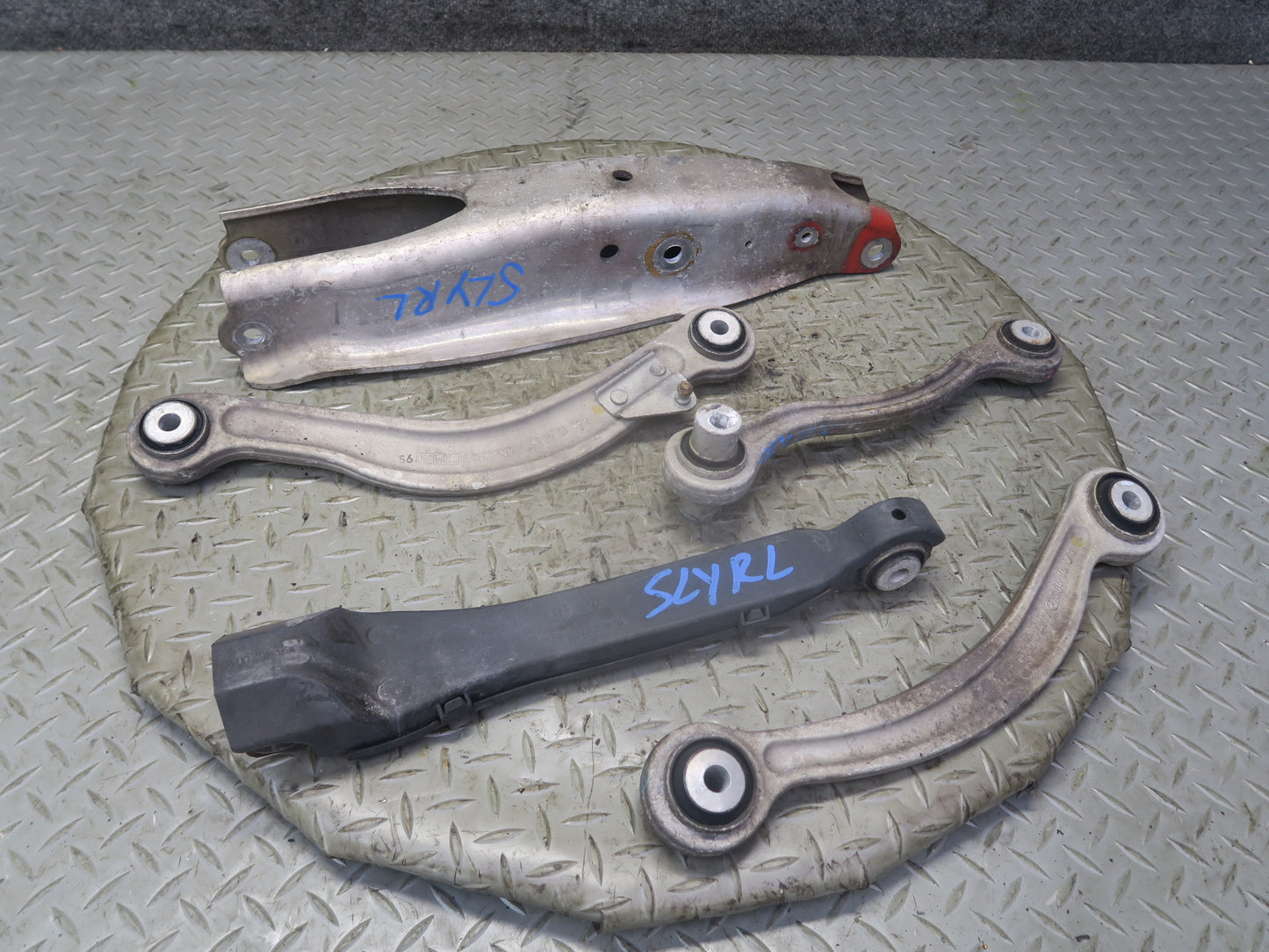 13-20 Mercedes R231 SL550 RWD Set of 5 Rear Left Suspension Control Arm OEM