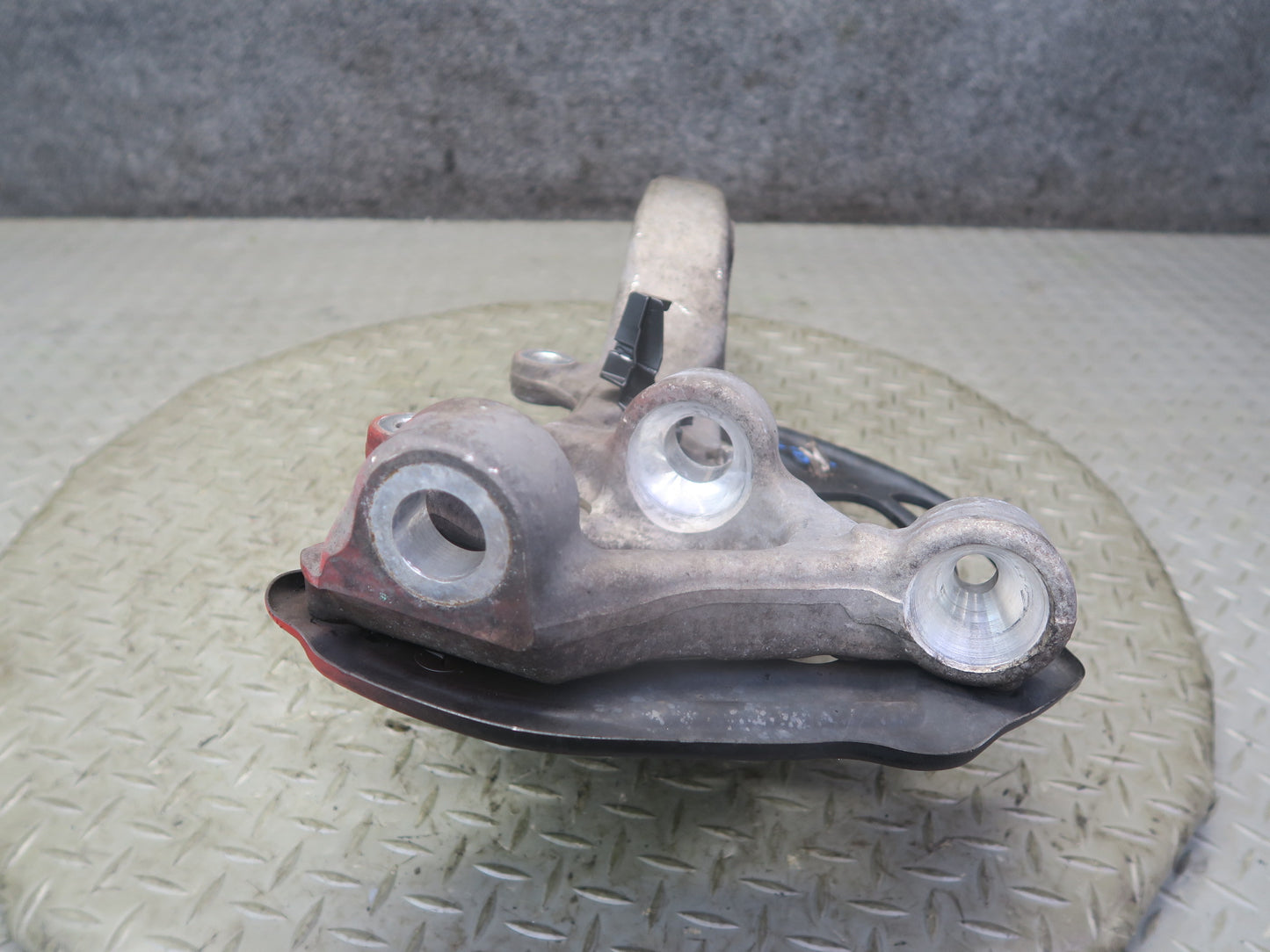 13-20 Mercedes R231 SL550 RWD Front Left Spindle Knuckle Wheel Hub Bearing OEM
