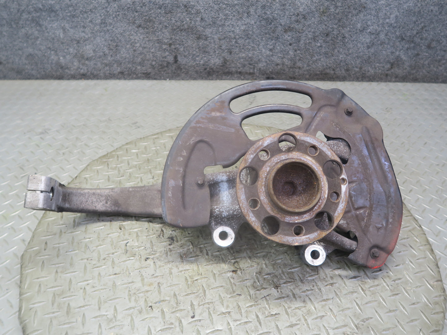 13-20 Mercedes R231 SL550 RWD Front Right Spindle Knuckle Wheel Hub Bearing OEM