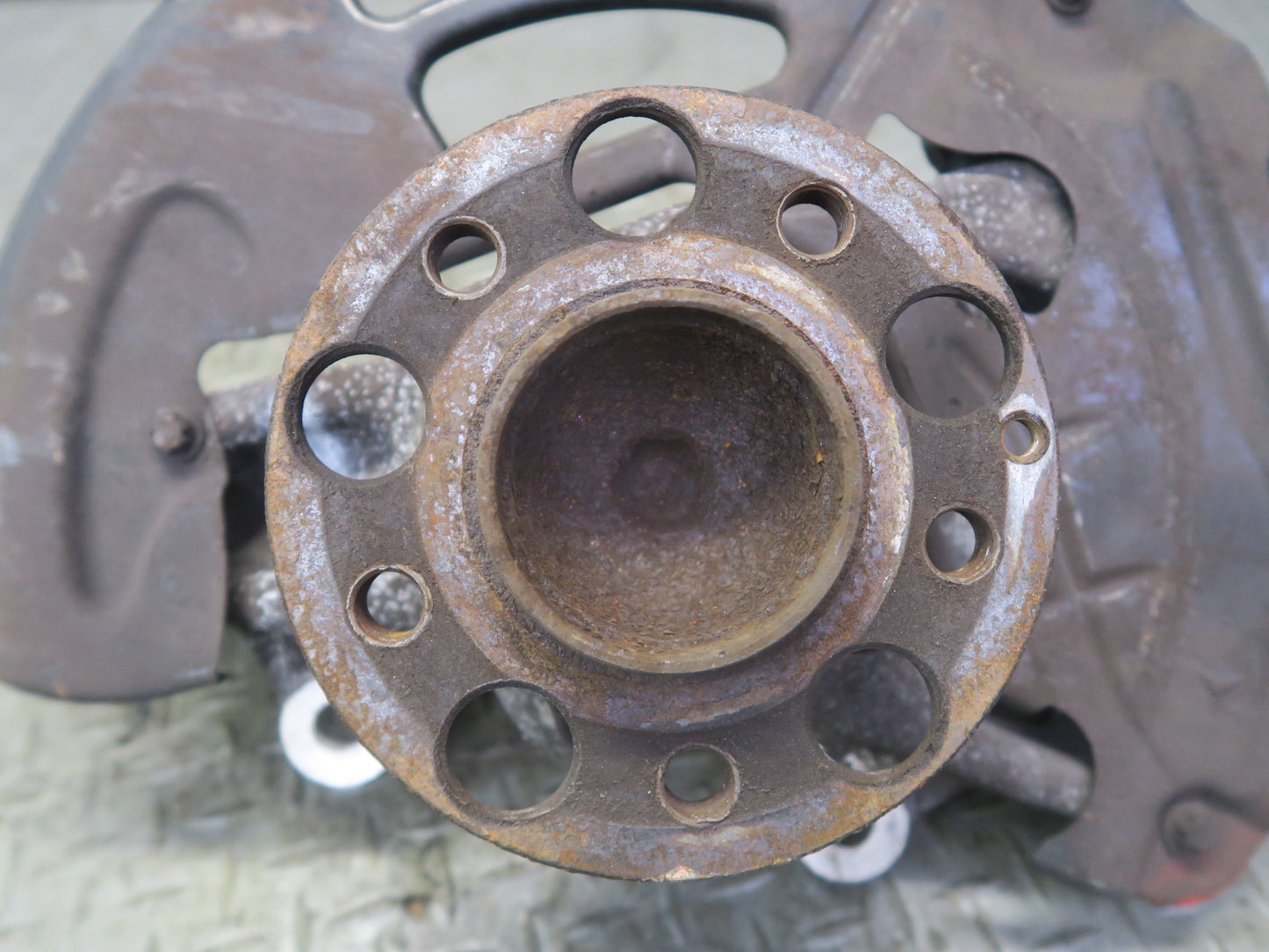 13-20 Mercedes R231 SL550 RWD Front Right Spindle Knuckle Wheel Hub Bearing OEM