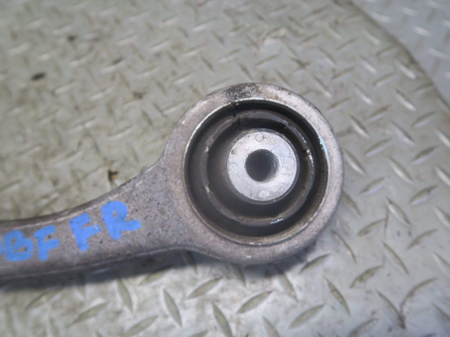2015-2020 BMW F82 F83 M4 Front Right Side Suspension Control Arm Set of 2