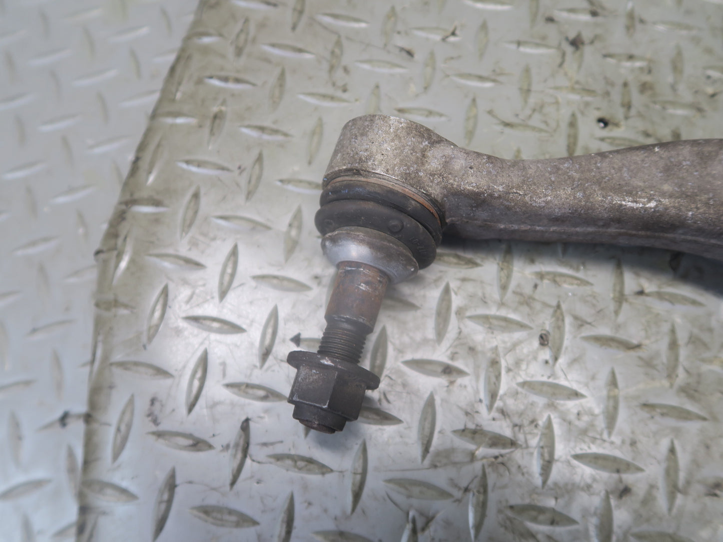 2015-2020 BMW F82 F83 M4 Front Right Side Suspension Control Arm Set of 2