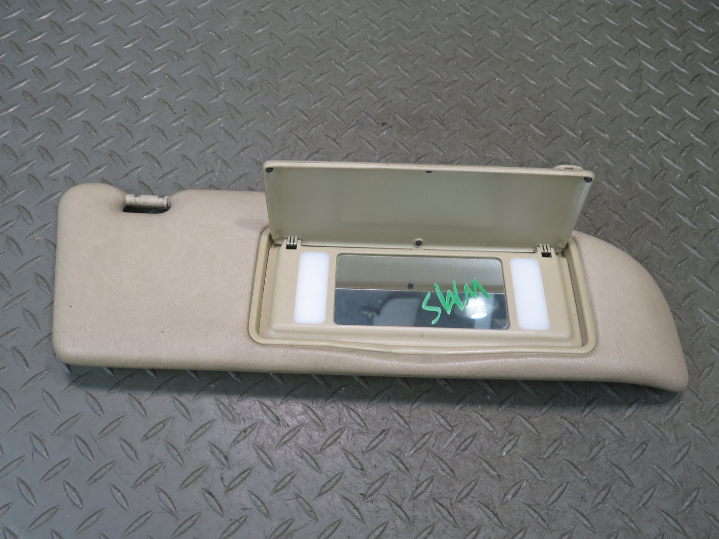 94-99 Mercedes W140 S420 S500 Set of 2 Front Left & Right Sun Visor Beige OEM