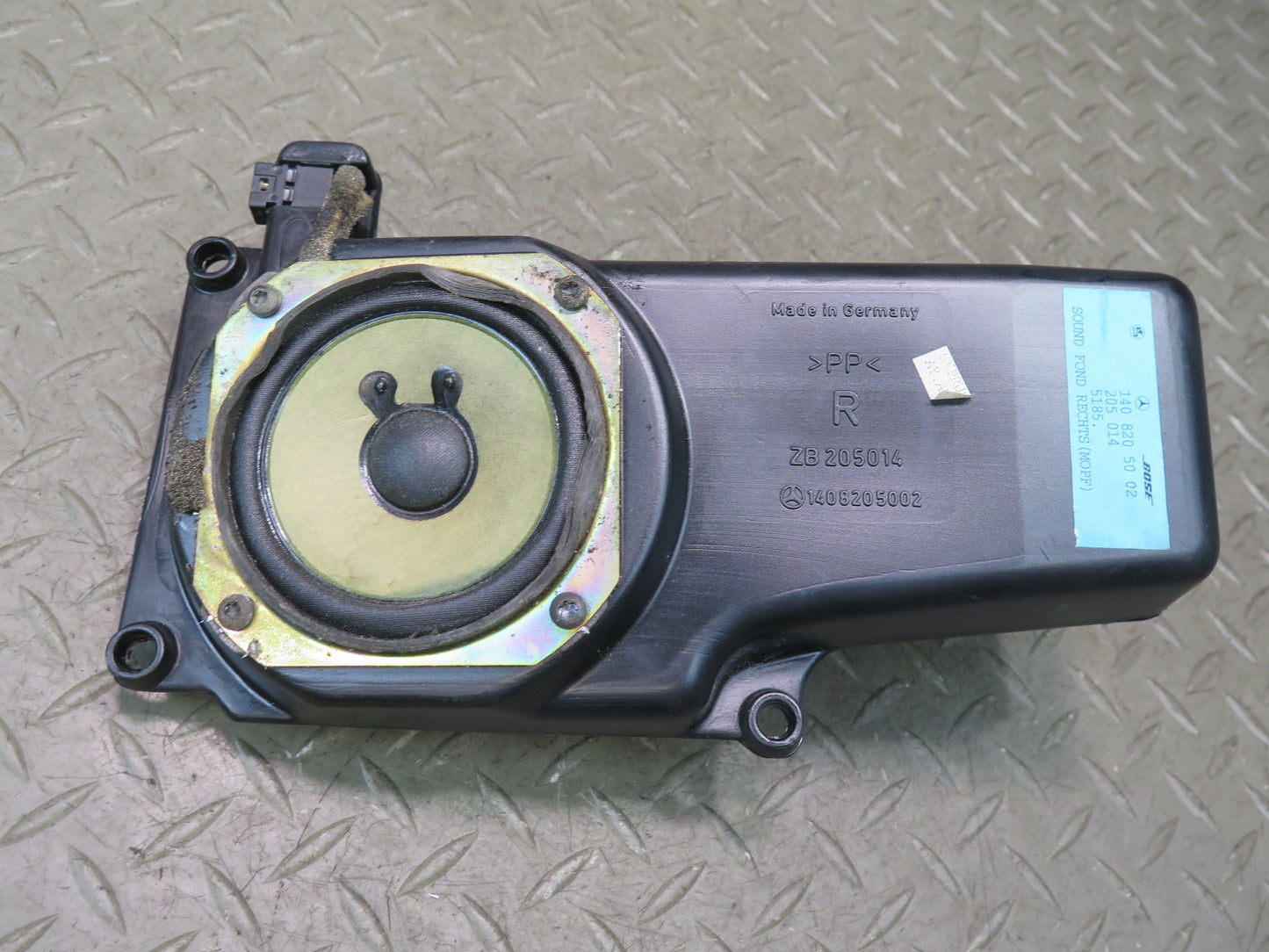 94-99 Mercedes W140 S420 S500 Rear Right Door Speaker Assembly 1408205002 OEM