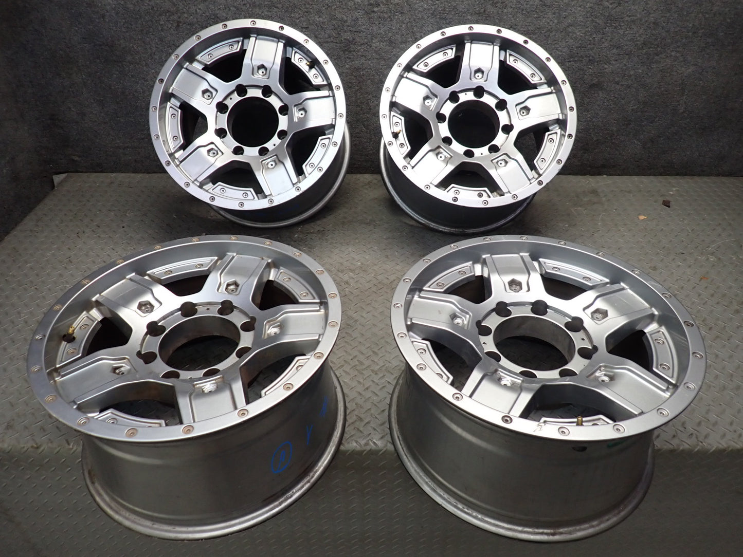 2003-2007 Hummer H2 5-SPOKE Alloy R17" Wheel Rim 17x9J ET18 Gear 740 Set of 4