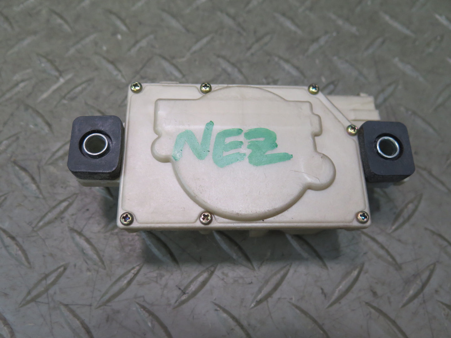 93-96 Nissan Z32 300ZX Convertible Fuel Door Actuator Motor 78850-46P00 OEM