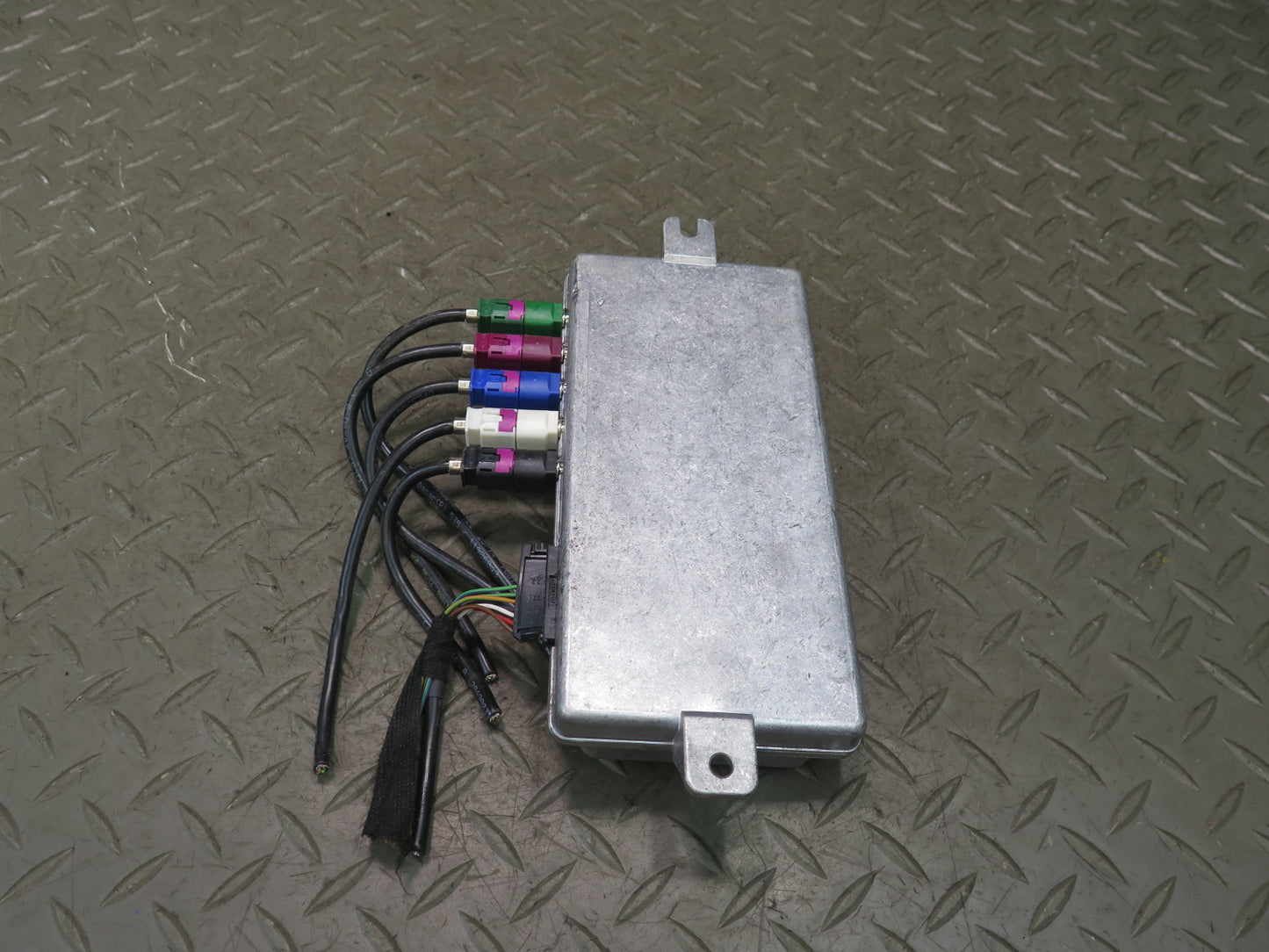 2015-2020 BMW F82 F83 M4 Rear View Camera Control Module Unit