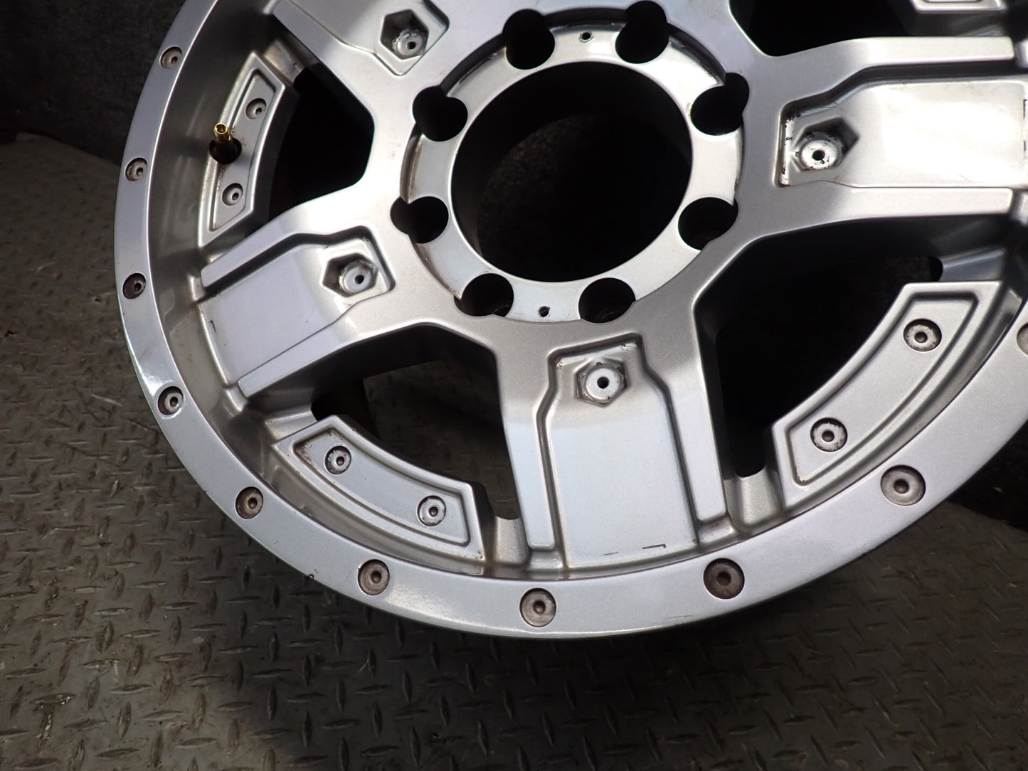 2003-2007 Hummer H2 5-SPOKE Alloy R17" Wheel Rim 17x9J ET18 Gear 740 Set of 4