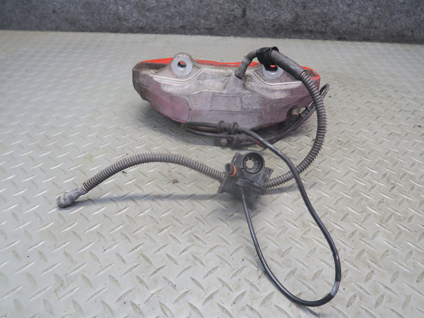 13-20 Mercedes R231 SL550 Set of 2 AMG Front Left & Right Brake Caliper OEM