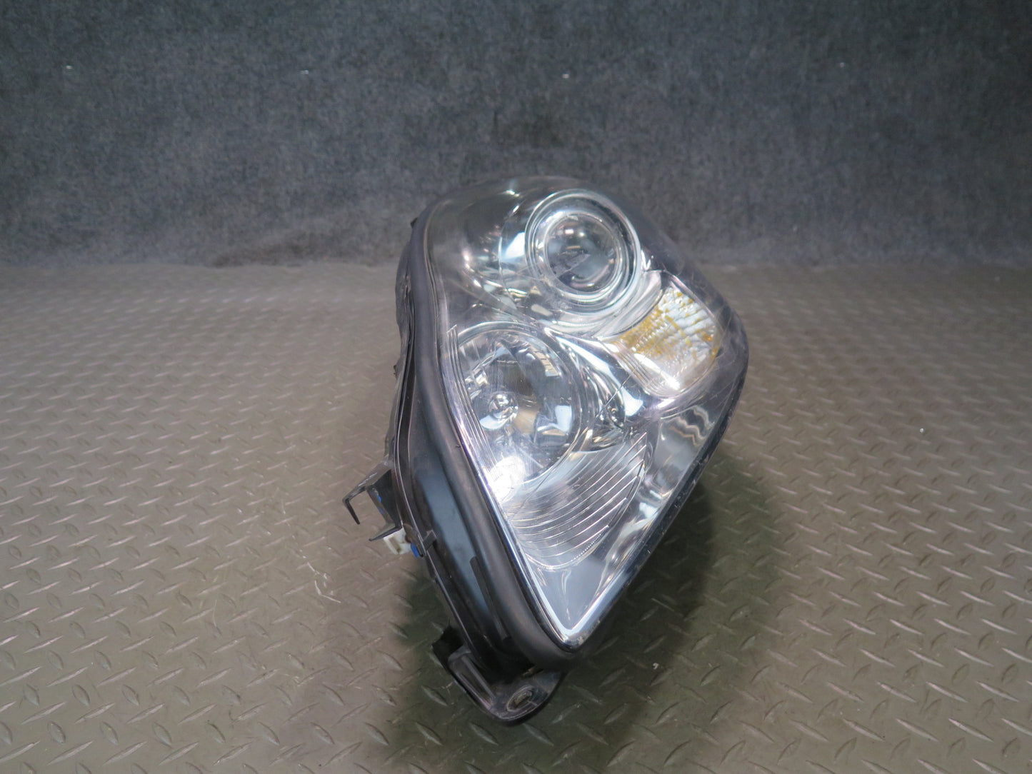 06-10 Lexus UZZ40L SC430 Left Driver Side Xenon Headlight Lamp Assembly OEM