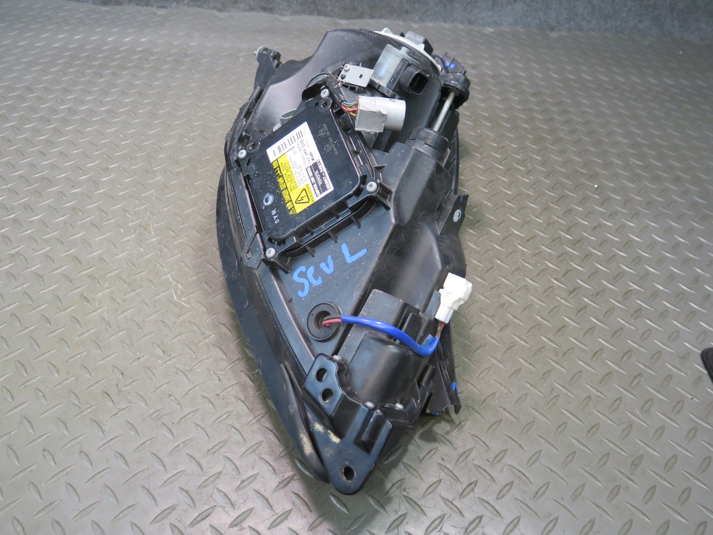 06-10 Lexus UZZ40L SC430 Left Driver Side Xenon Headlight Lamp Assembly OEM