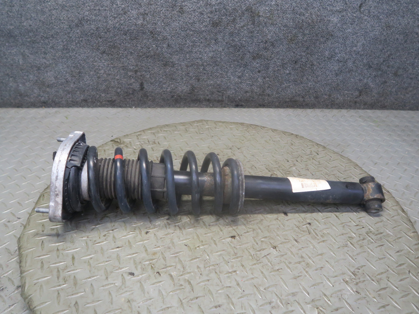 13-20 Mercedes R231 SL550 RWD Set of 2 Rear Left Right Strut Shock Absorber OEM