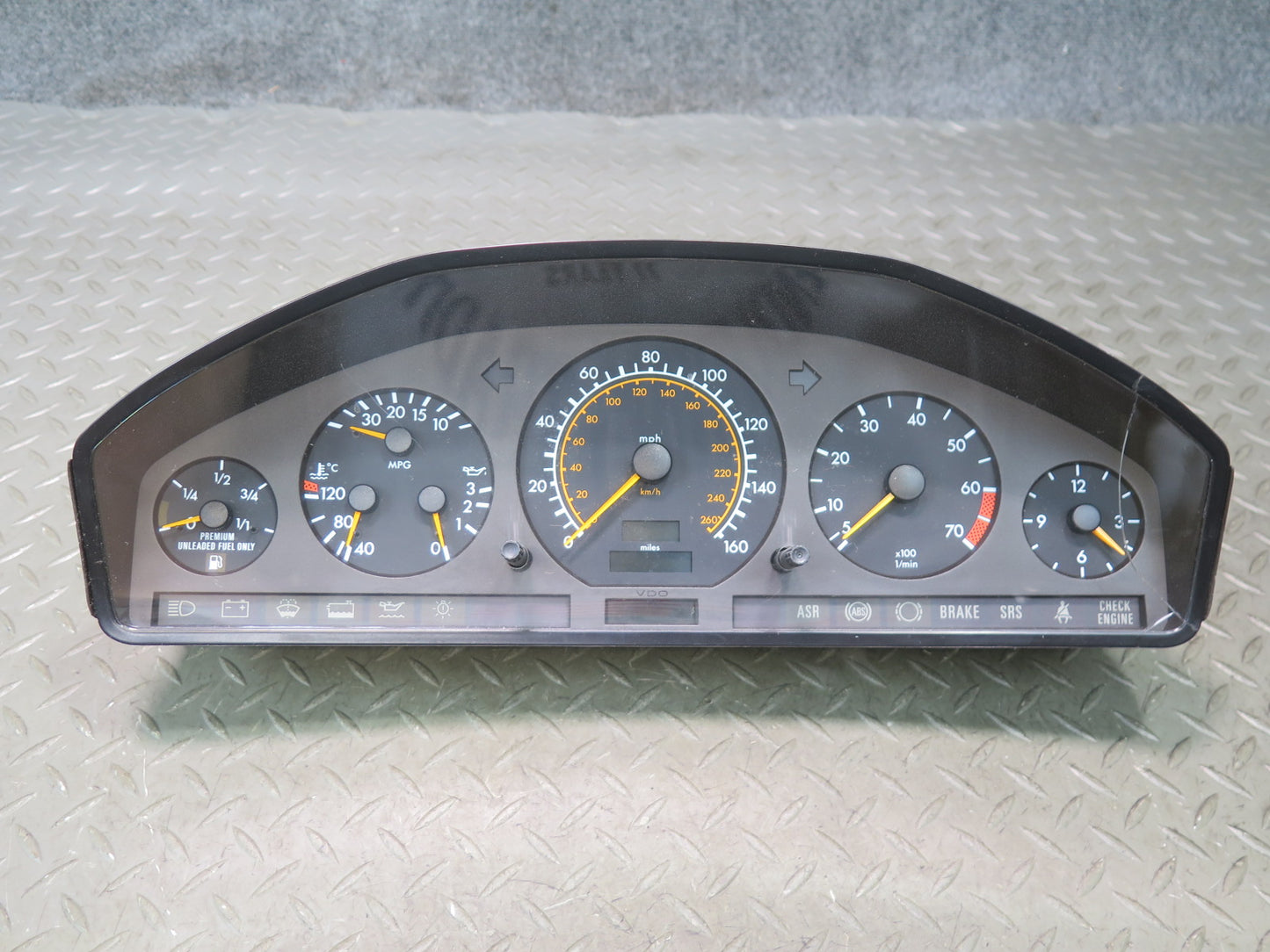 94-95 Mercedes W140 S500 Instrument Cluster Gauge Speedometer 1405409648 Damaged