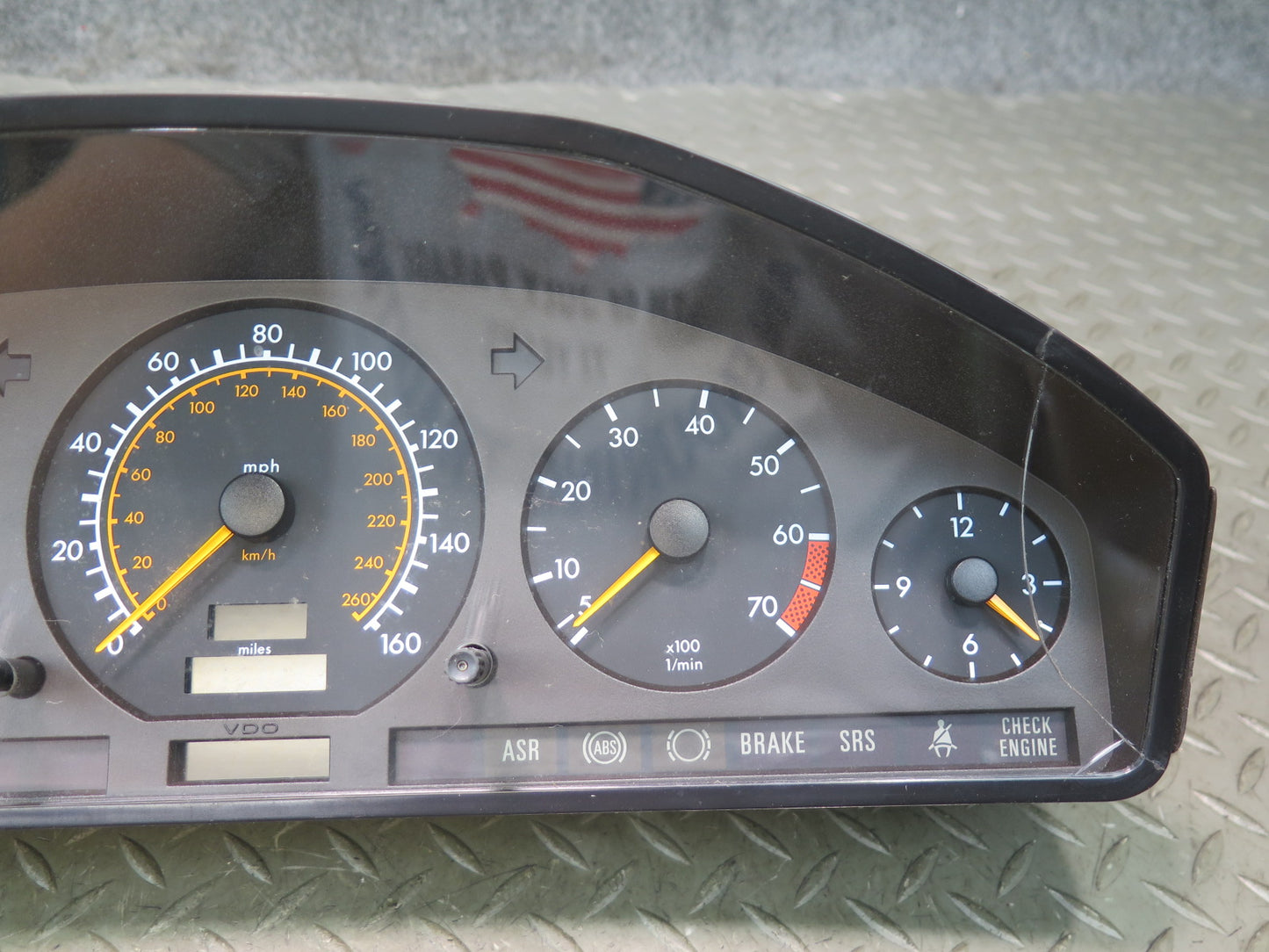 94-95 Mercedes W140 S500 Instrument Cluster Gauge Speedometer 1405409648 Damaged