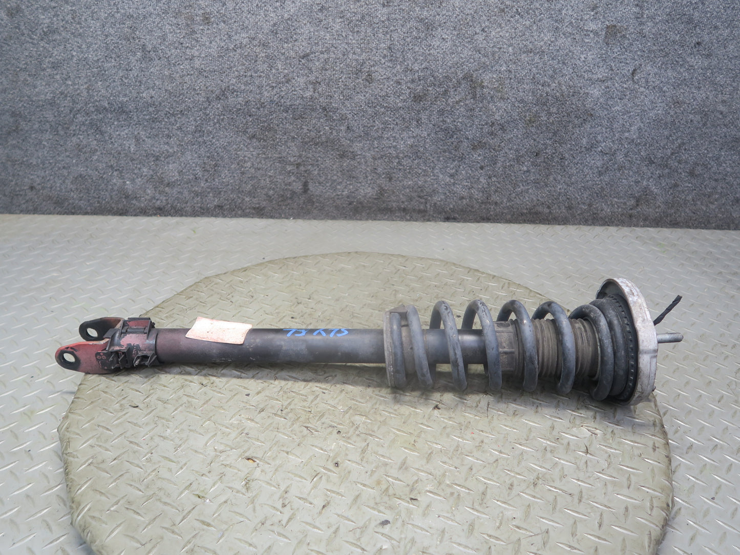13-20 Mercedes R231 SL550 RWD Set of 2 Front Left Right Strut Shock Absorber OEM