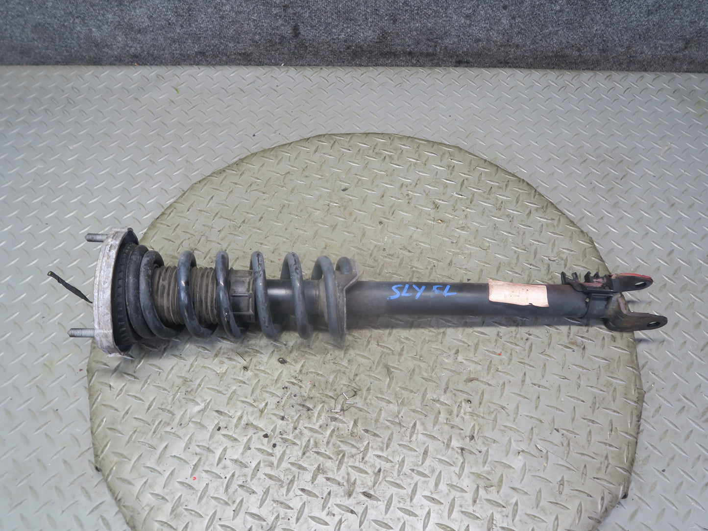 13-20 Mercedes R231 SL550 RWD Set of 2 Front Left Right Strut Shock Absorber OEM