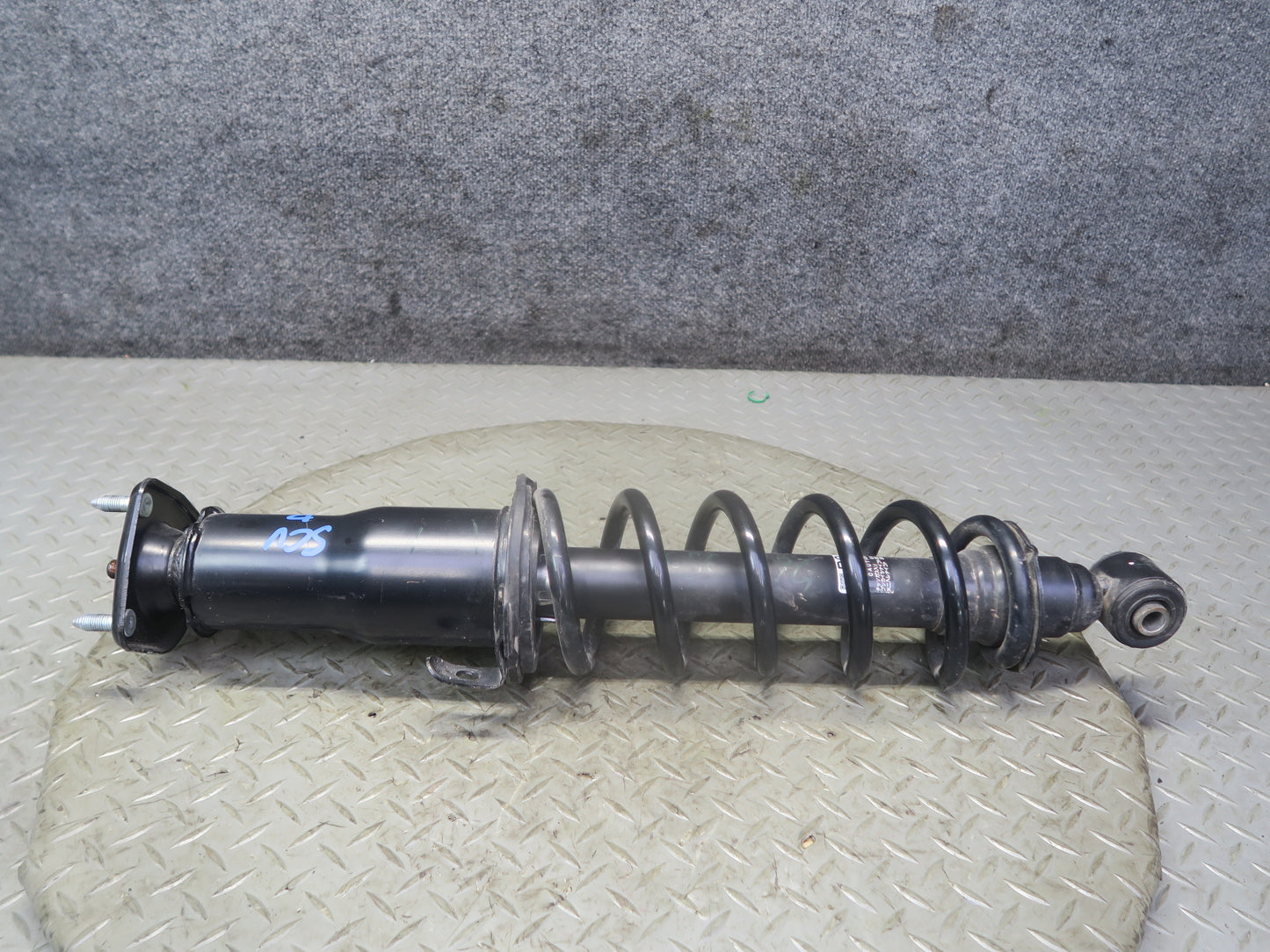 06-10 Lexus SC430 Rear Left & Right Suspension Strut Shock Absorber Set 74K OEM