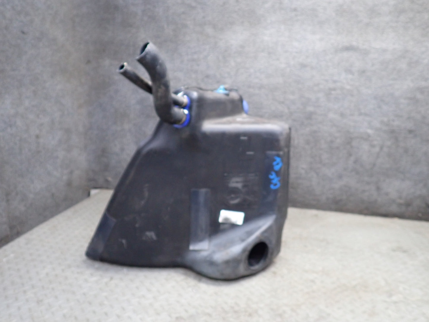 97-98 Chevrolet Corvette C5 Rear Left Fuel Tank 45K Miles 10410831 OEM
