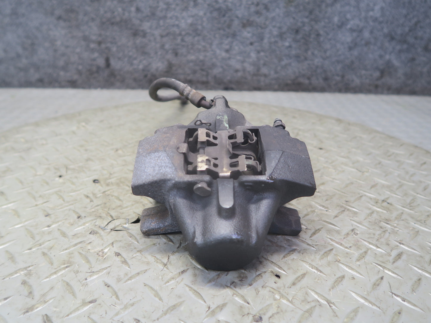 02-10 Lexus UZZ40L SC430 Set of 2 Rear Left & Right Brake Caliper 75K Miles OEM