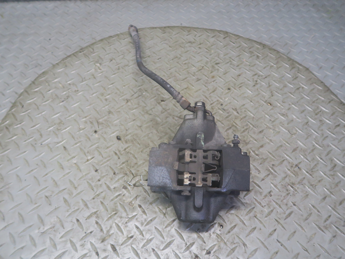 02-10 Lexus UZZ40L SC430 Set of 2 Rear Left & Right Brake Caliper 75K Miles OEM