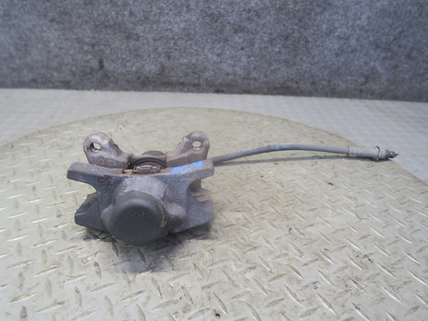 02-10 Lexus UZZ40L SC430 Set of 2 Rear Left & Right Brake Caliper 75K Miles OEM