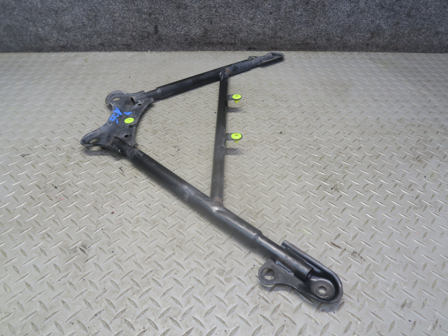02-10 Lexus SC430 Front Suspension Lower Subframe Crossmember Brace Cradle OEM