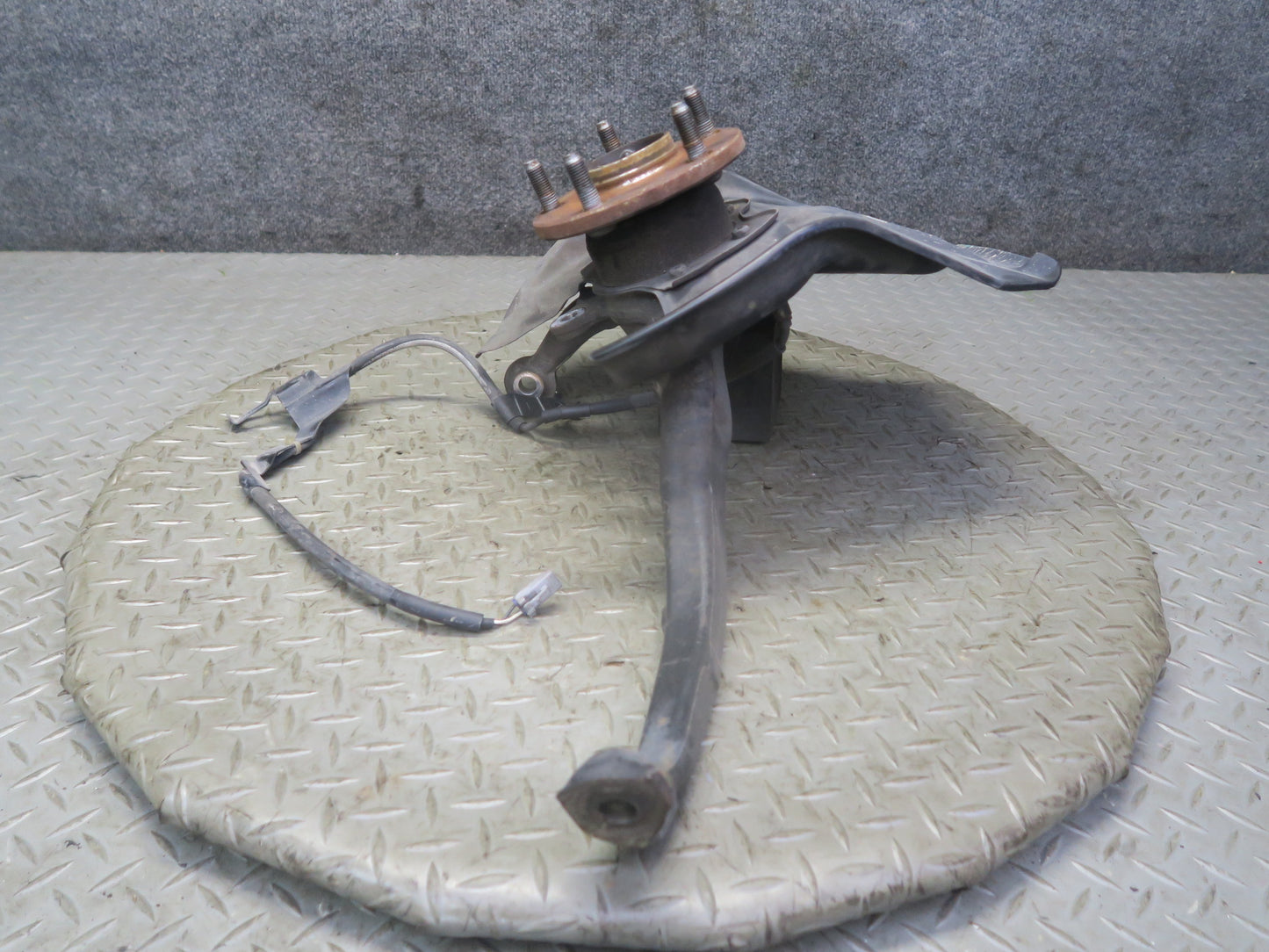 02-10 Lexus Z40 SC430 Front Left Spindle Knuckle Wheel Hub Bearing 74K Miles OEM