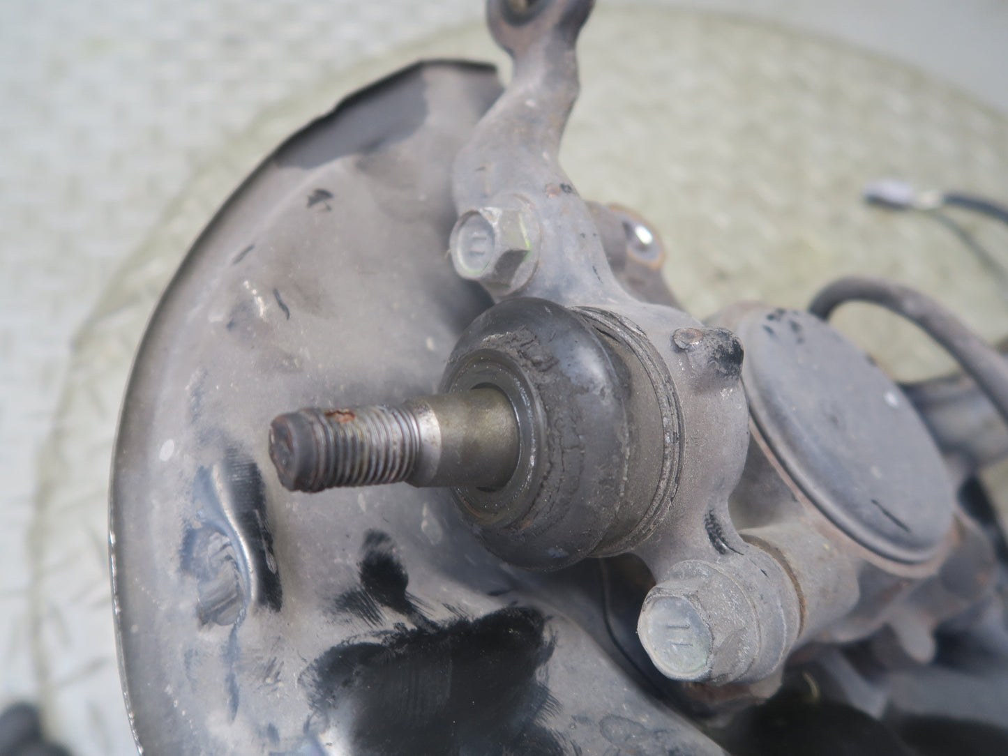 02-10 Lexus Z40 SC430 Front Left Spindle Knuckle Wheel Hub Bearing 74K Miles OEM