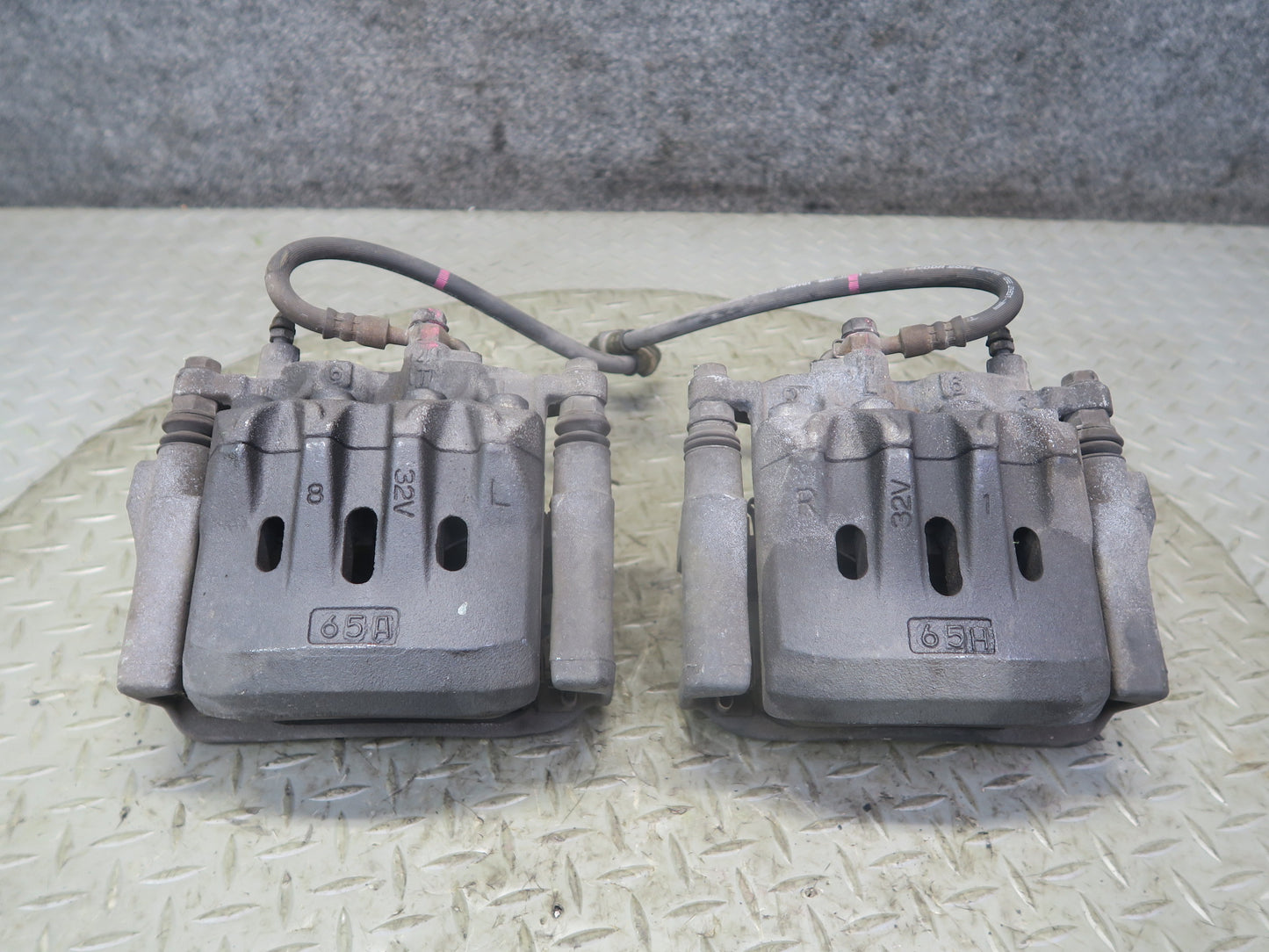 02-10 Lexus Z40 SC430 Set of 2 Front Left & Right Brake Caliper w Hoses 74K OEM