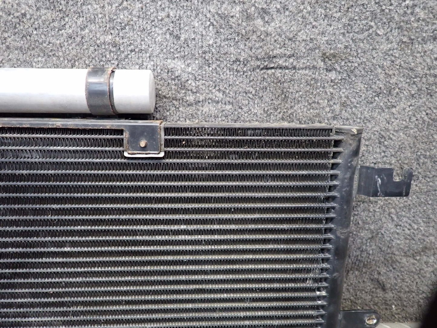 99-00 VW Eurovan T4 2.8L AES A/C Air Condition Condenser 91K Miles OEM