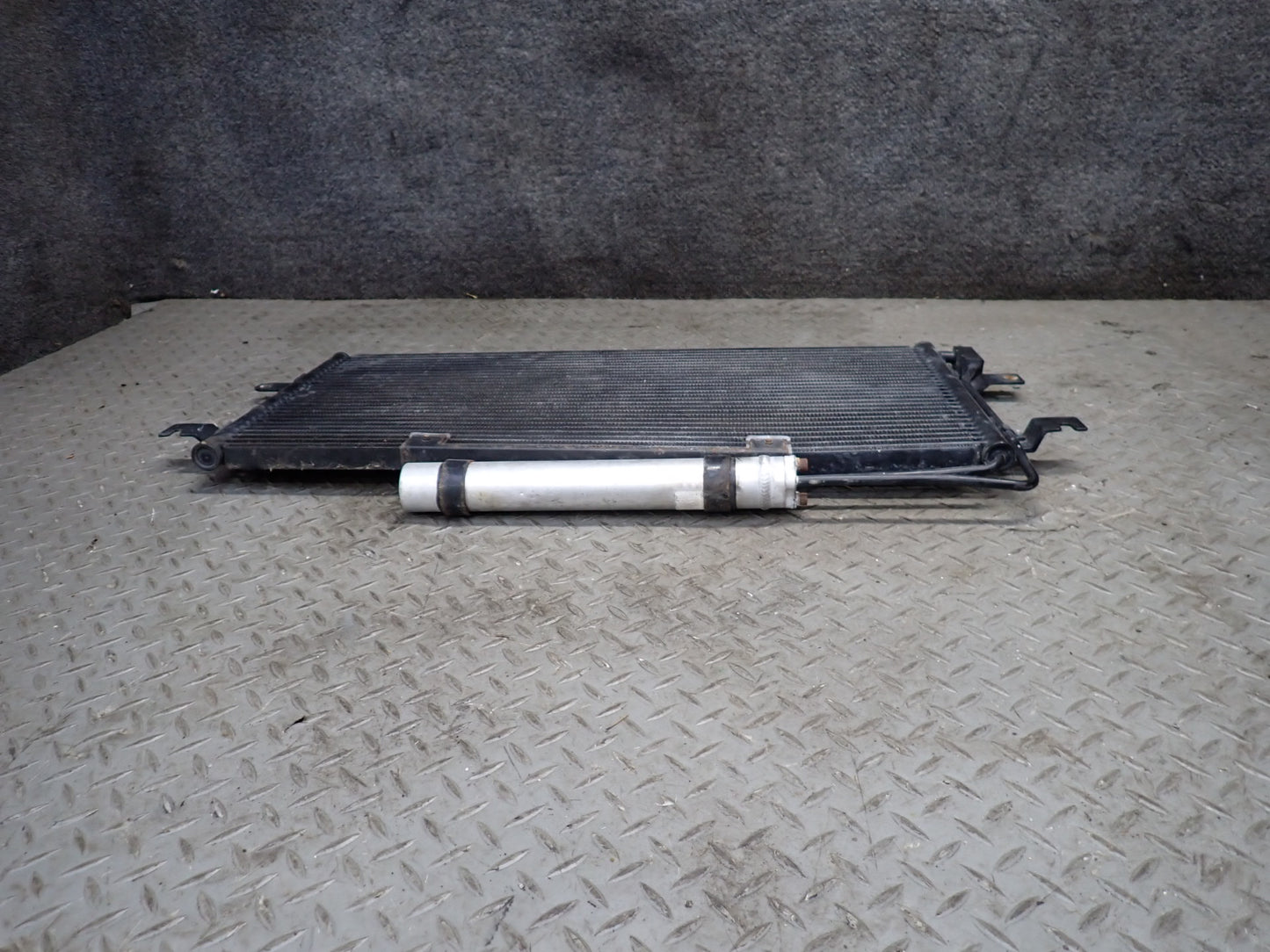 99-00 VW Eurovan T4 2.8L AES A/C Air Condition Condenser 91K Miles OEM