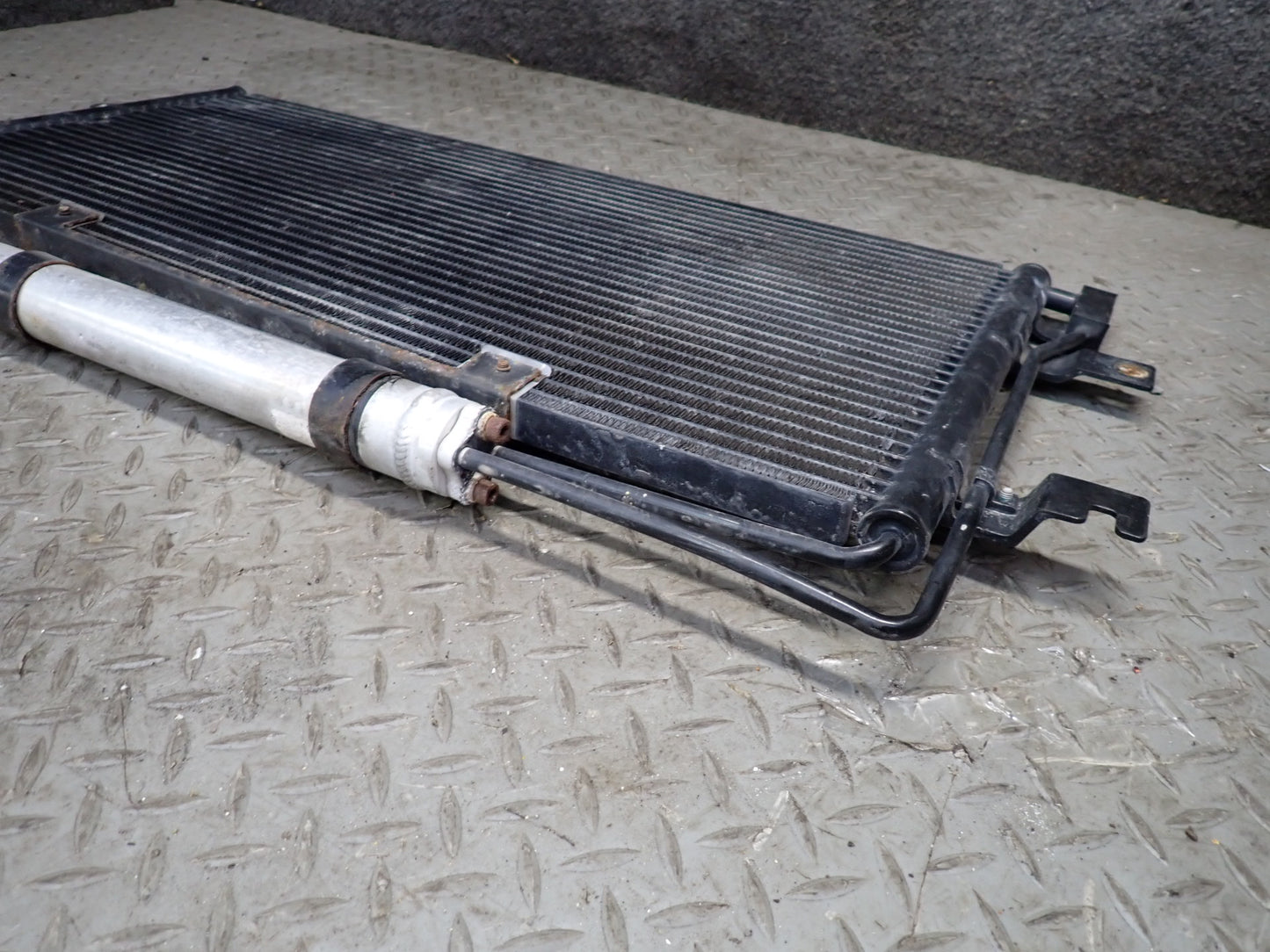 99-00 VW Eurovan T4 2.8L AES A/C Air Condition Condenser 91K Miles OEM