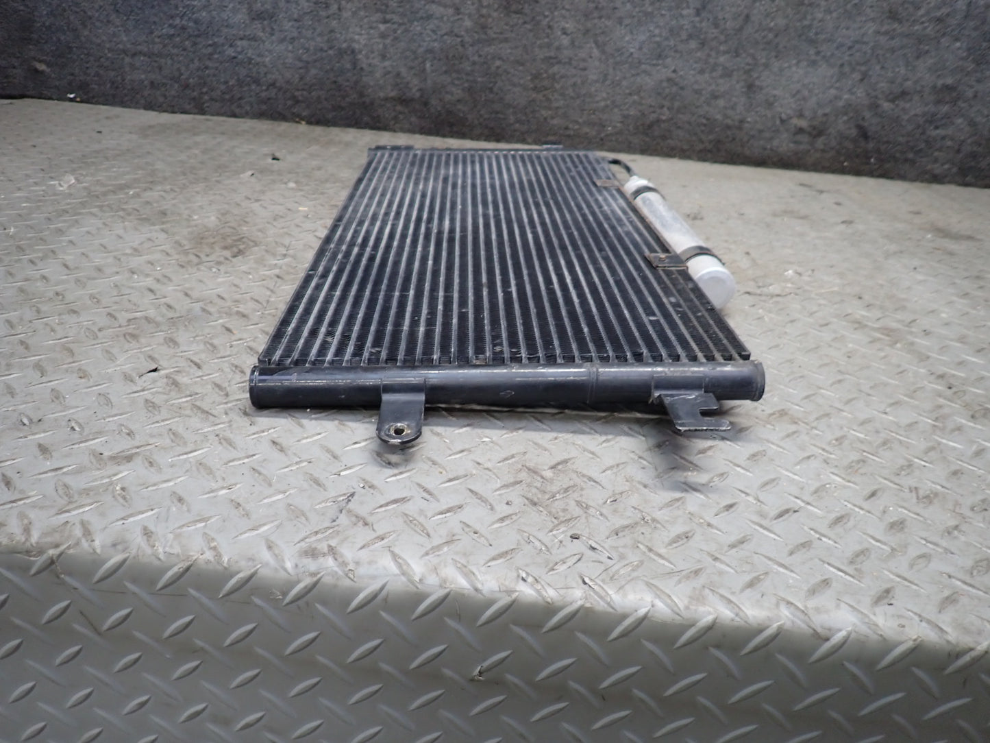 99-00 VW Eurovan T4 2.8L AES A/C Air Condition Condenser 91K Miles OEM
