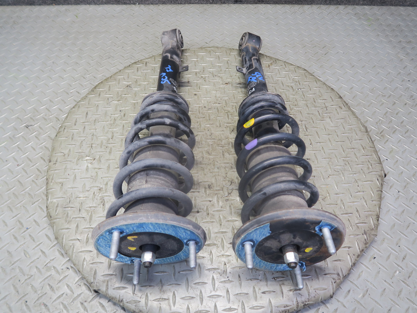 06-10 Lexus SC430 Front Left & Right Suspension Strut Shock Absorber Set 74K OEM